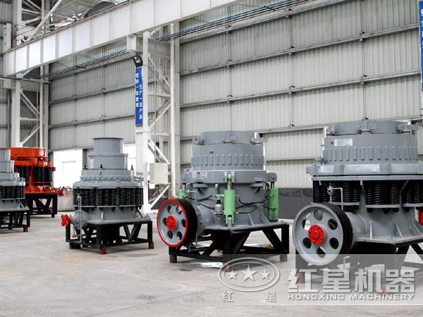 磷矿石圆锥式破碎机车间图