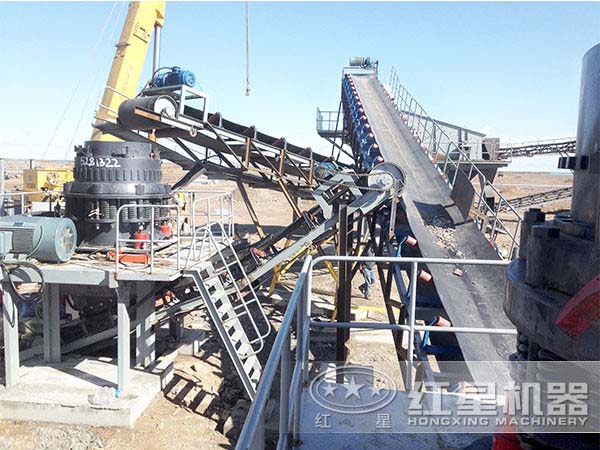 白云石圆锥破碎机作业现场 白云石圆锥破碎机作业现场